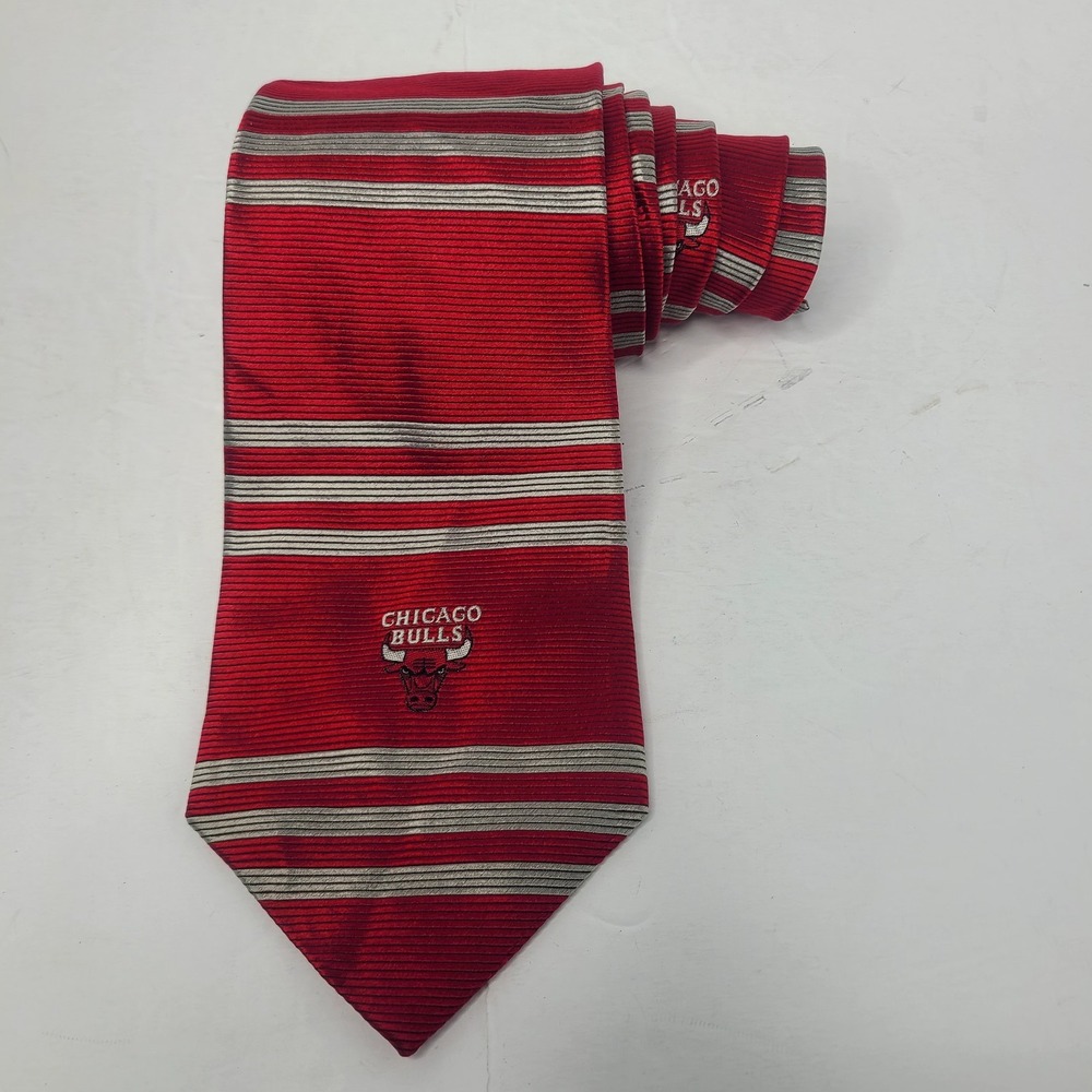VTG 90s Chicago Bulls Tie RM Studio Silk NBA‎ Basketball Red Striped Logo USA
